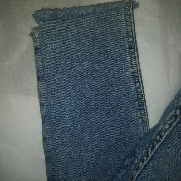🆕We the Free | High Rise Frayed Hem Stretch Skinny Jeans Womens Size 25 - Picture 4 of 13